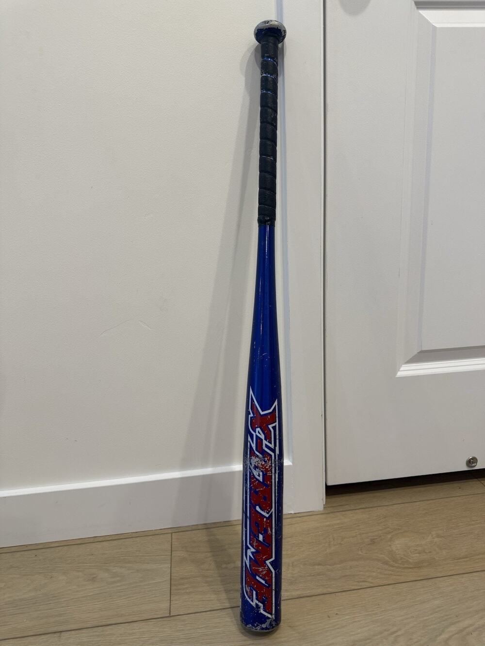 Easton X-Treme Official Softball Bat 33" 26oz MDL SPP9